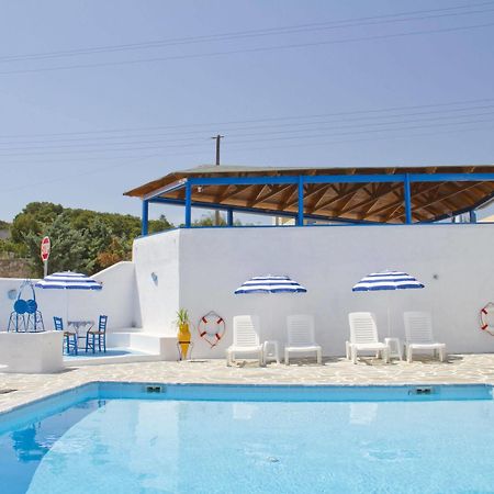 Blue Dolphin Studios And Apartment Вайя Экстерьер фото
