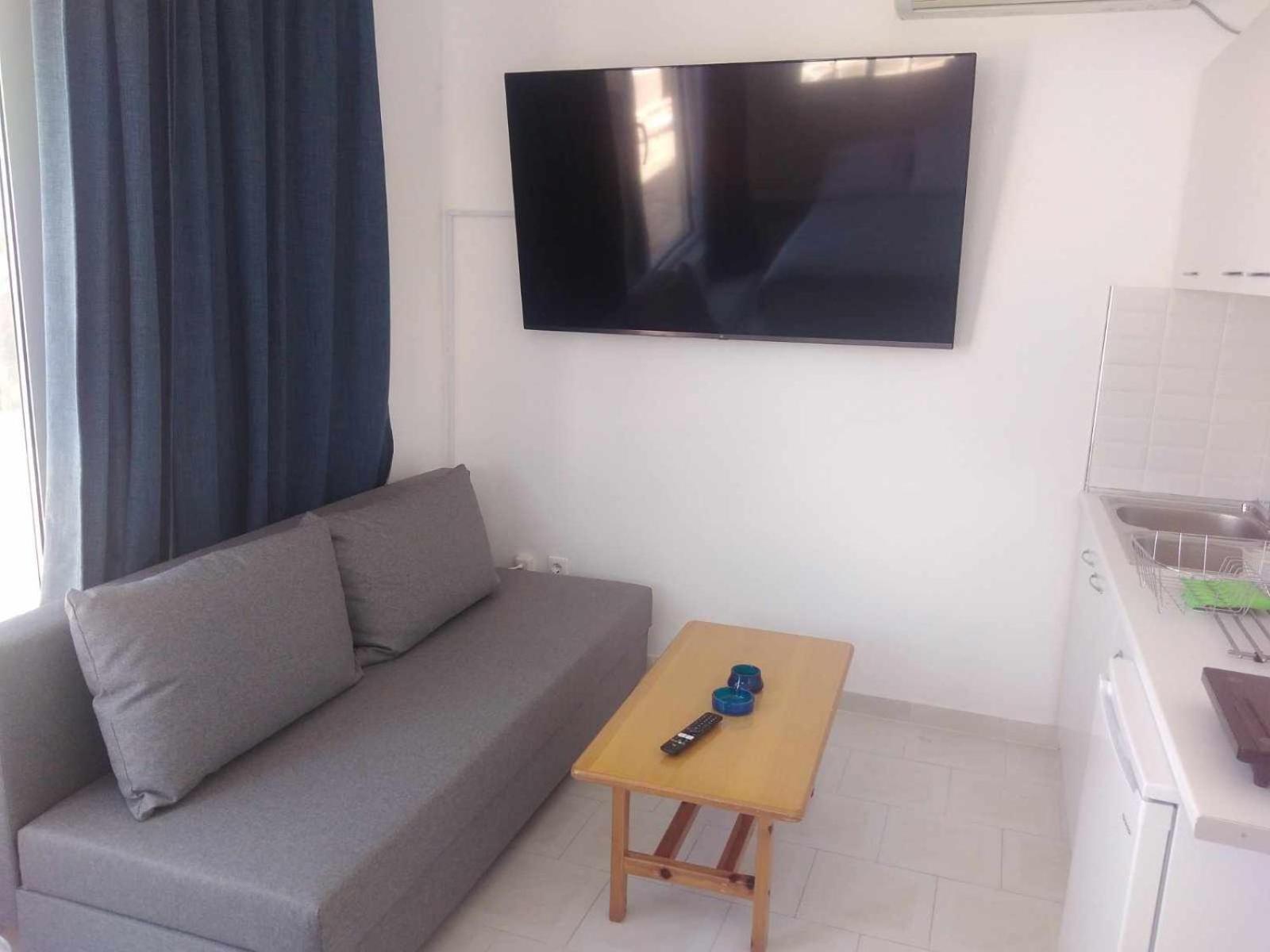 Blue Dolphin Studios And Apartment Вайя Экстерьер фото