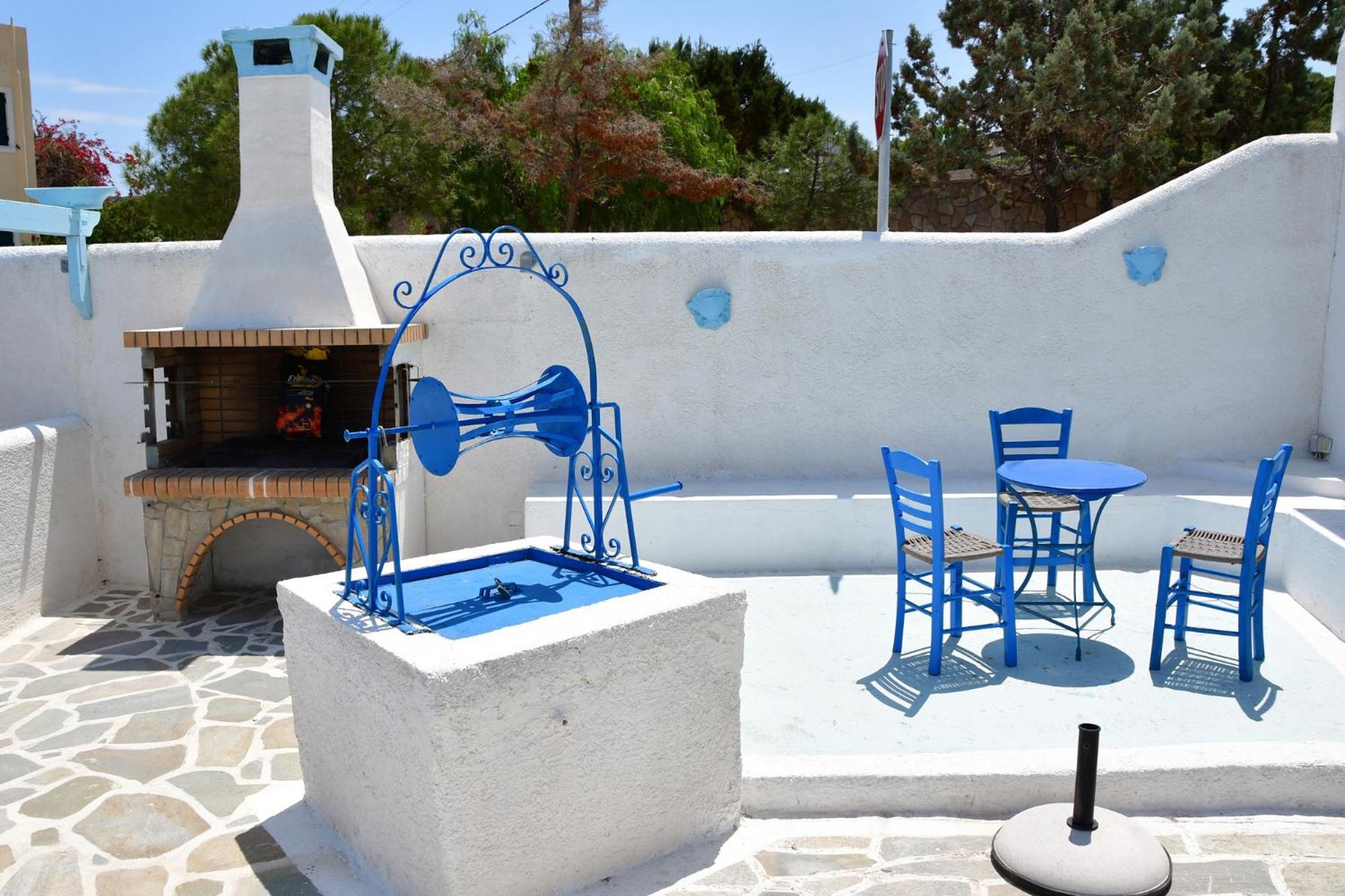 Blue Dolphin Studios And Apartment Вайя Экстерьер фото